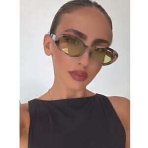 NEW Fendi FE40140U Diamonds Brown Green Lens Sunglasses